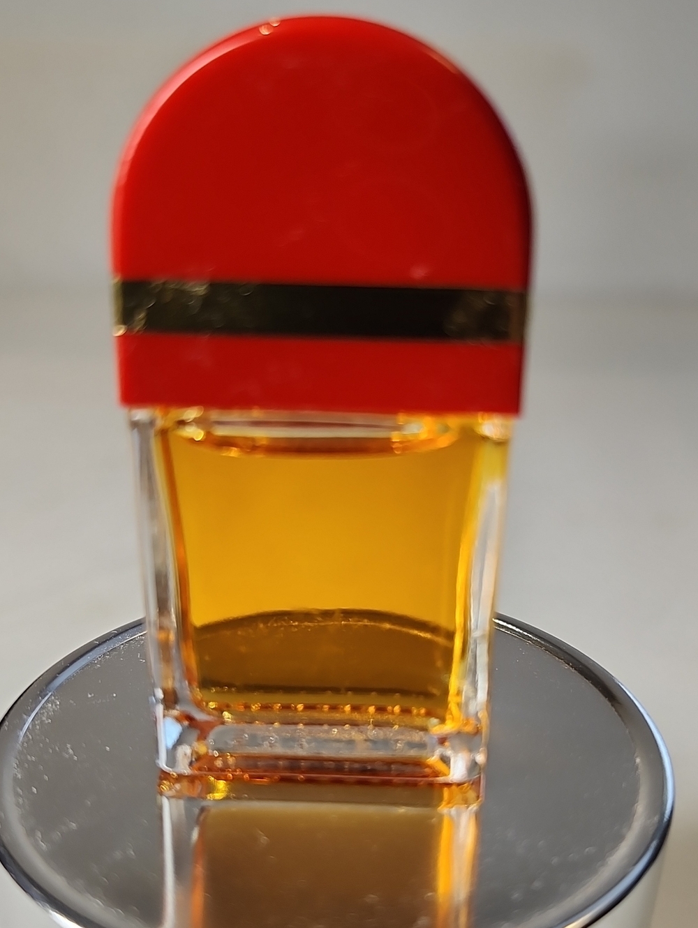 Vintage Elizabeth Arden 5ml Red Door